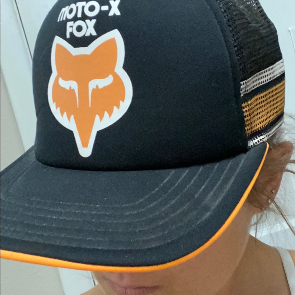 Moto X Fox Flatbill